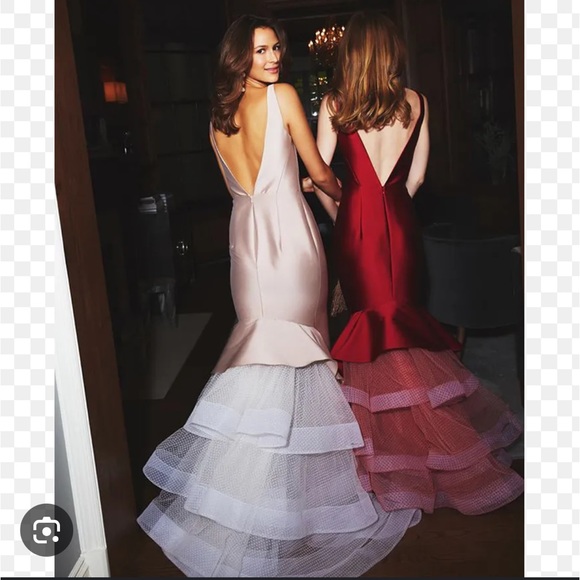 Sachin + Babi Chesterton Gown Cherry Red - Picture 4 of 13